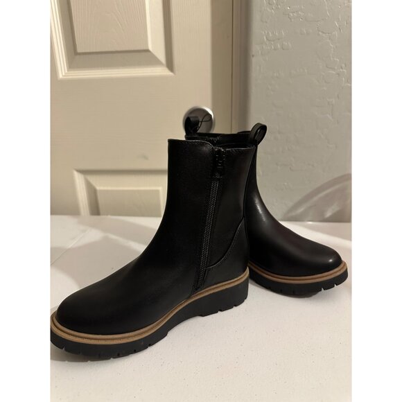 Art Class Girls Laurel Chelsea Black boots size 4 NWT - Picture 3 of 7